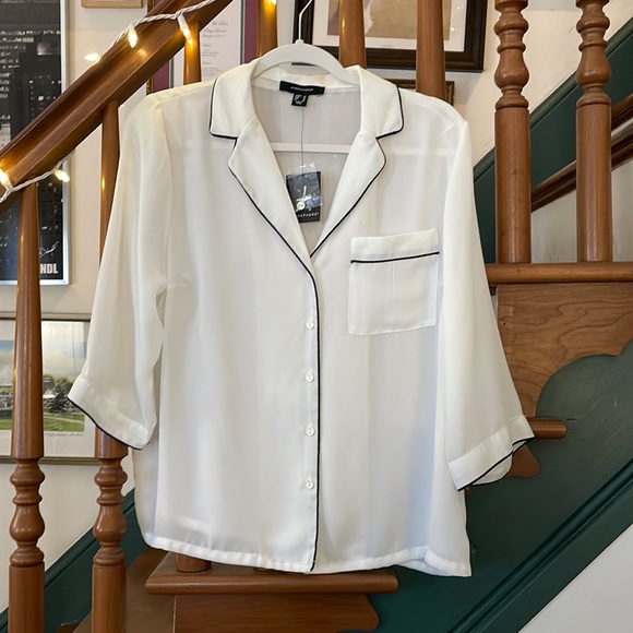 Atmosphere ivory blouse with 1/4 length sleeves. Size 12. - Picture 1 of 9